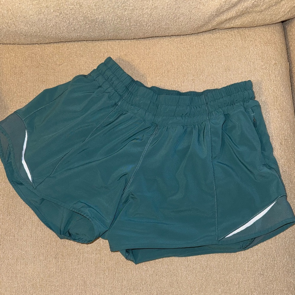Hotty hot shorts 2.5”